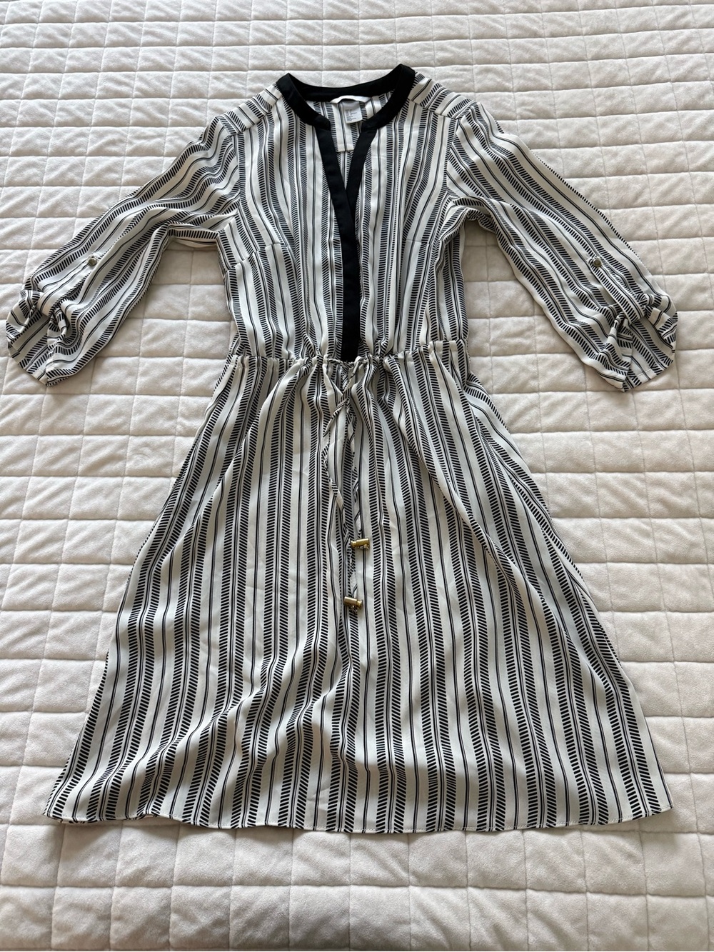 H&M Monochrome Striped Long Sleeve Dress